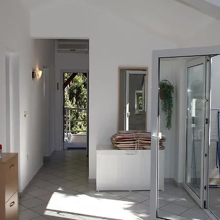 Apartment Beti Murter
